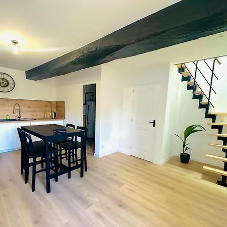 Maison En Pierre La Sauve Holiday home *